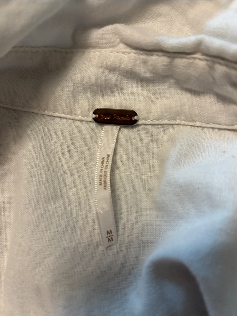 Free People basic white cropped button top, medium (needs pressed) - Picture 3 of 3